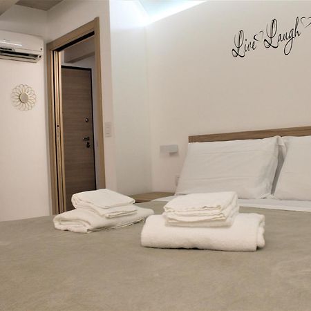 More Apartments Il Ferrarese2 Бари Экстерьер фото
