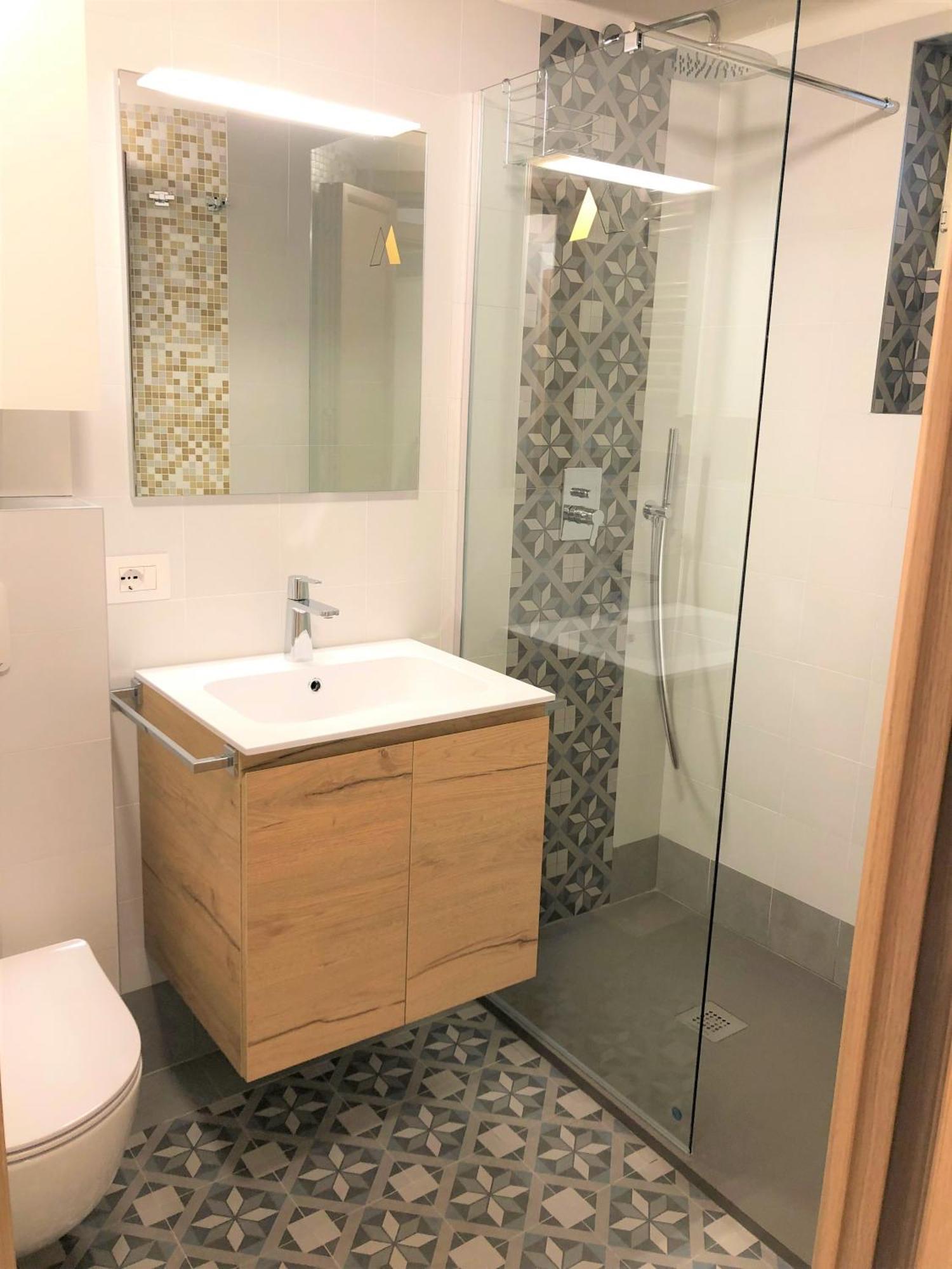 More Apartments Il Ferrarese2 Бари Номер фото